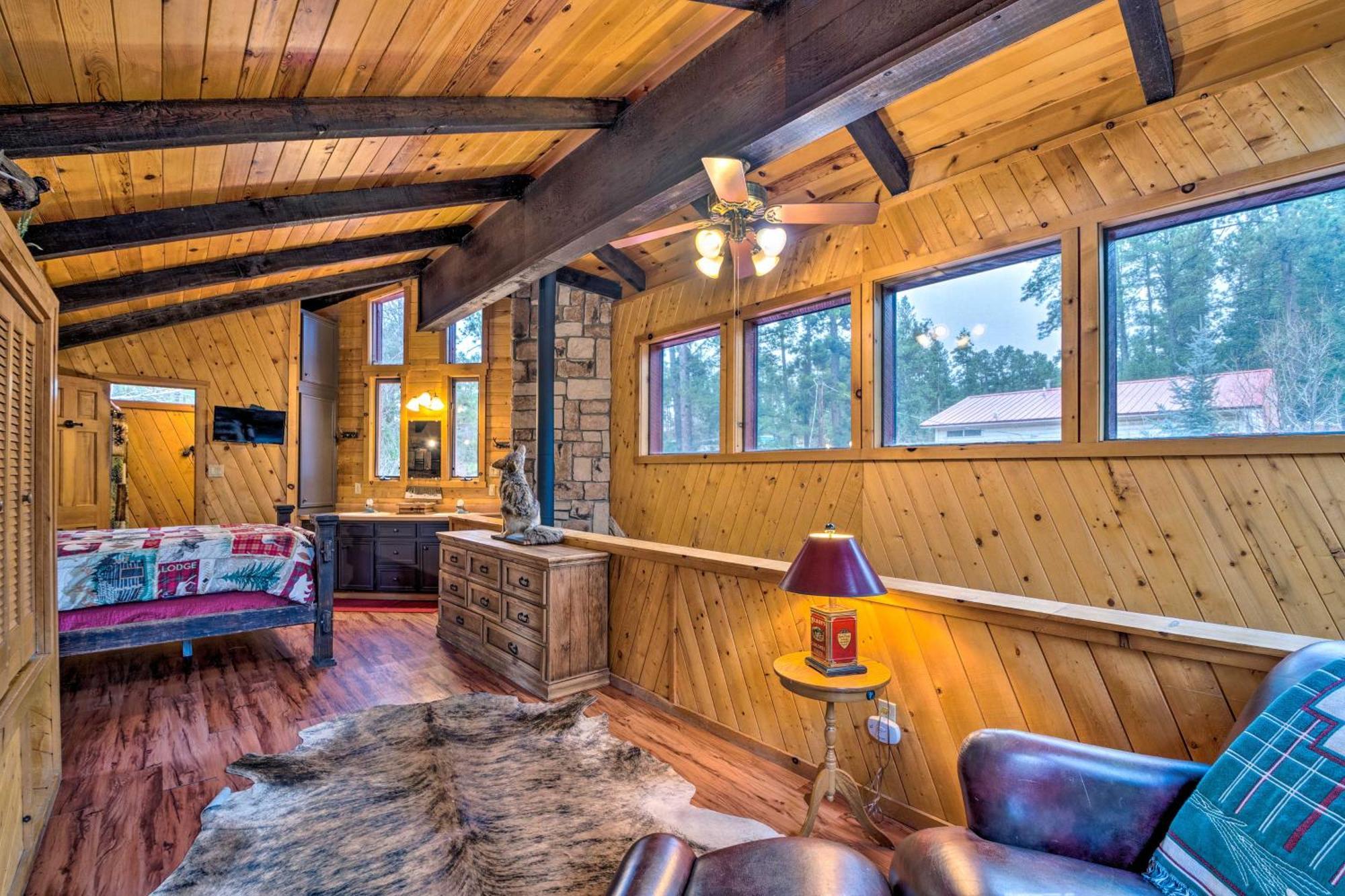 Unique Bear Country Cabin In Ruidoso With Hot Tub! Kültér fotó