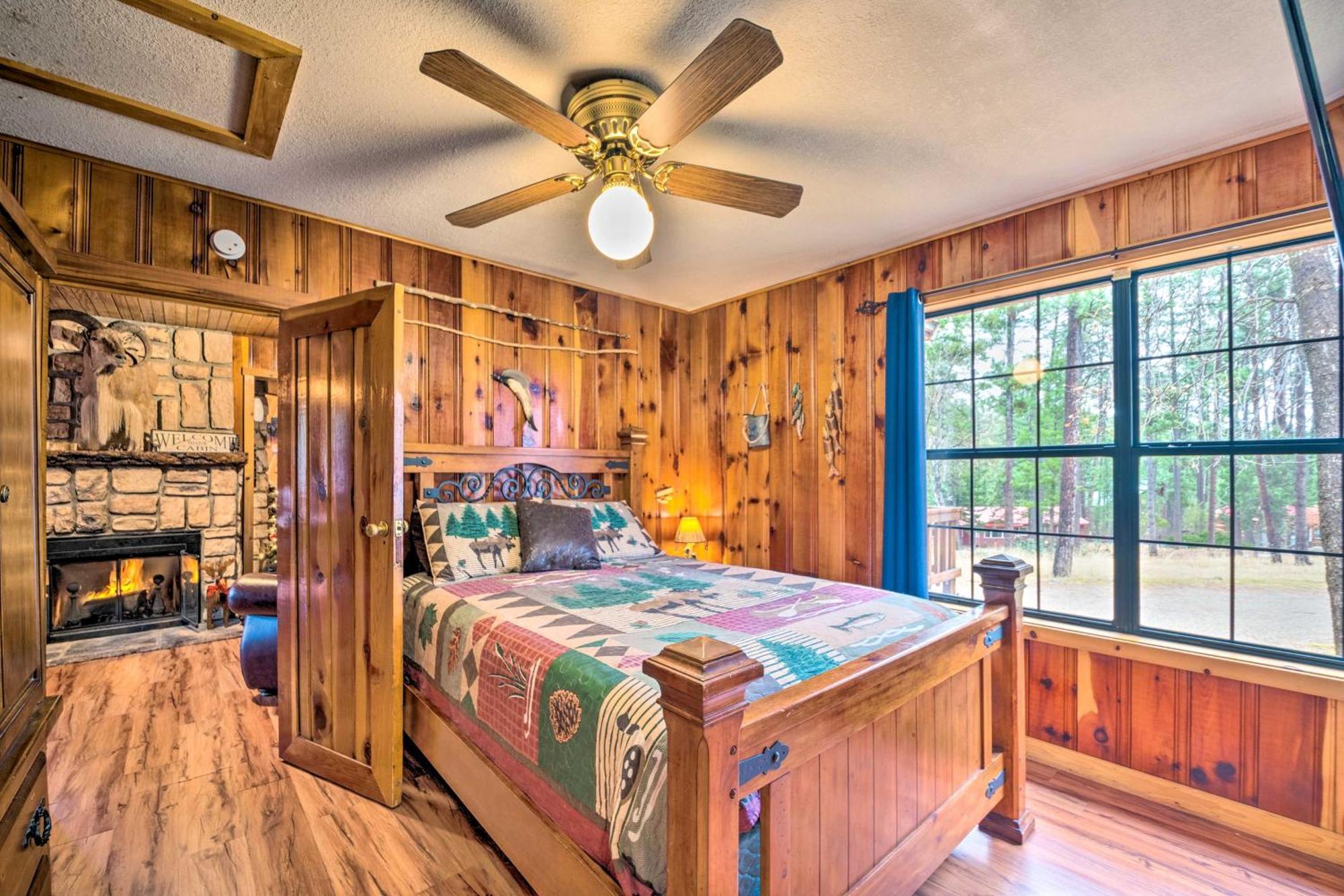 Unique Bear Country Cabin In Ruidoso With Hot Tub! Kültér fotó