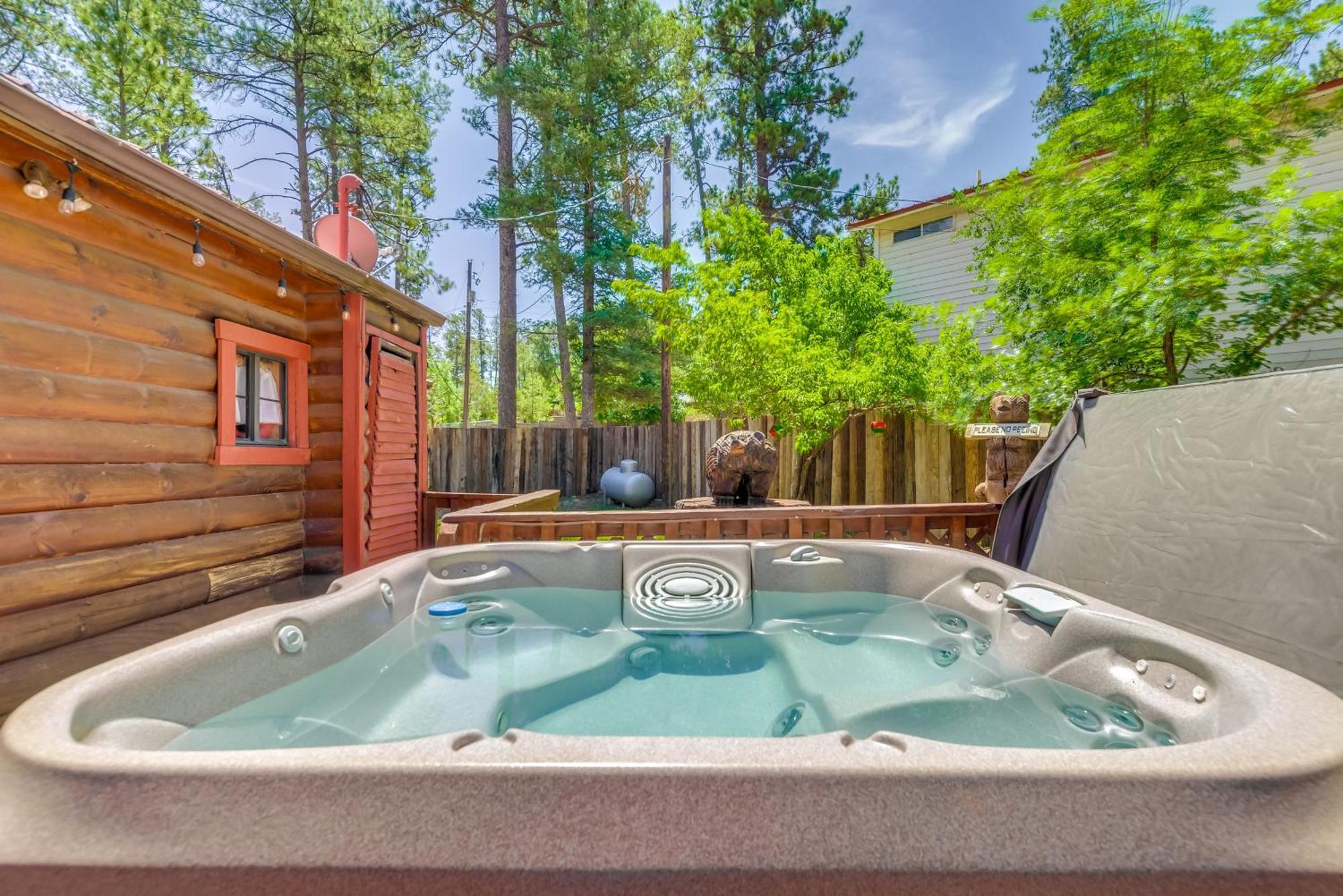 Unique Bear Country Cabin In Ruidoso With Hot Tub! Kültér fotó