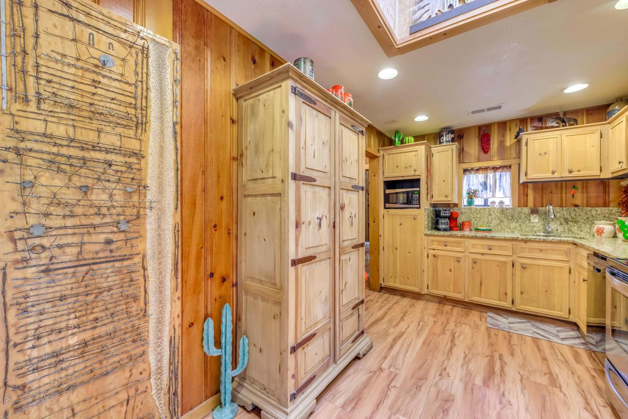 Unique Bear Country Cabin In Ruidoso With Hot Tub! Kültér fotó